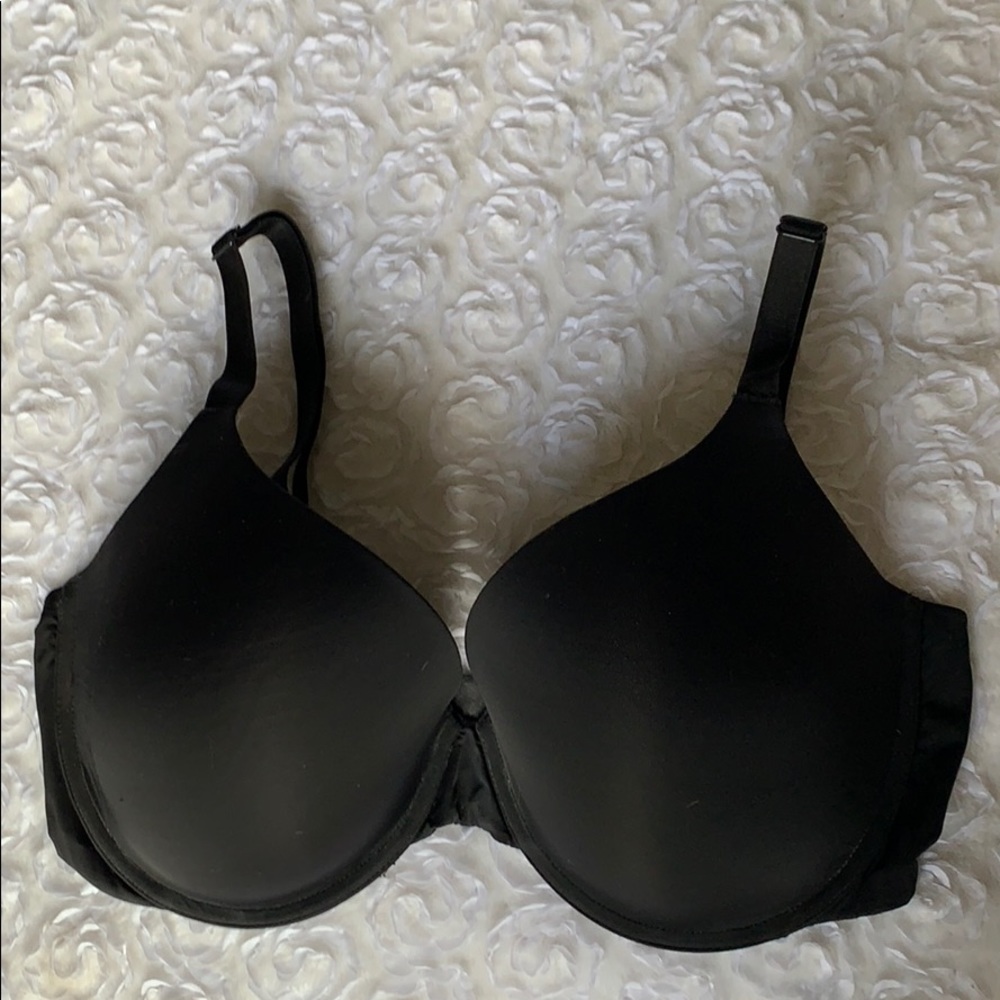 Black bra by VS